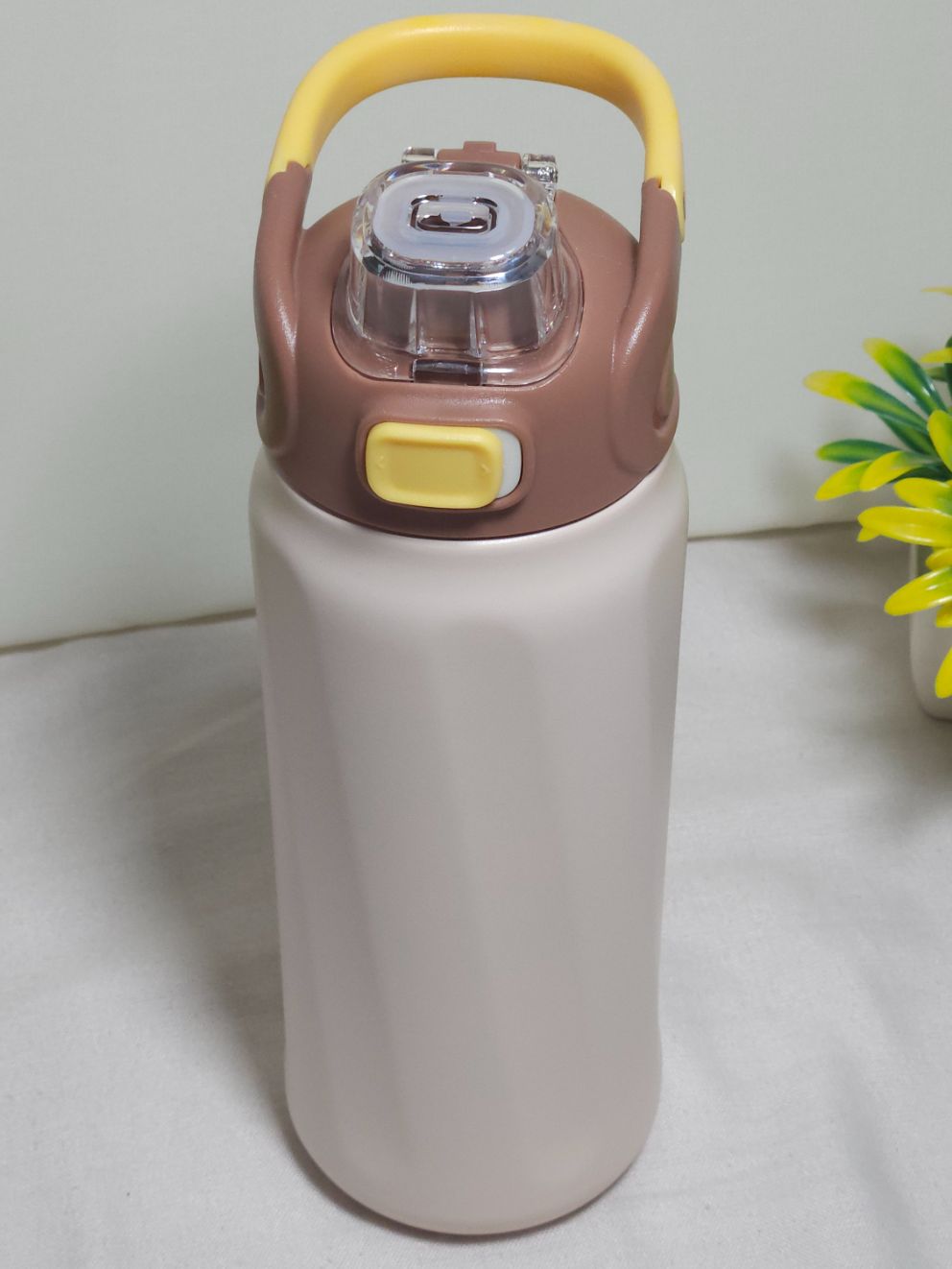 Slainless Steel High Quality Water Bottle With Strow 680ML