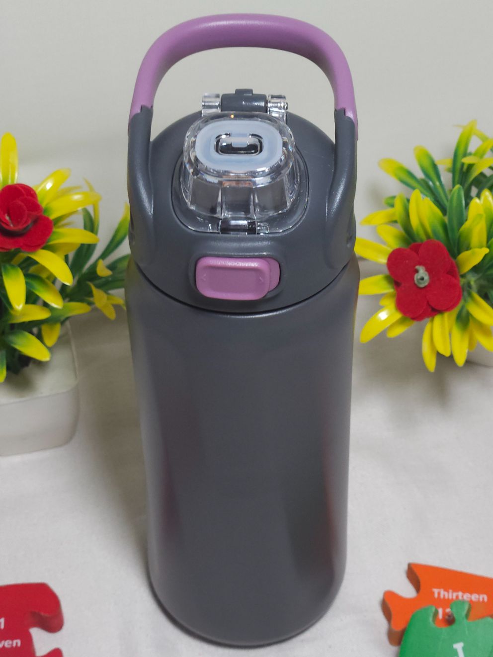Slainless Steel High Quality Water Bottle With Strow 680ML