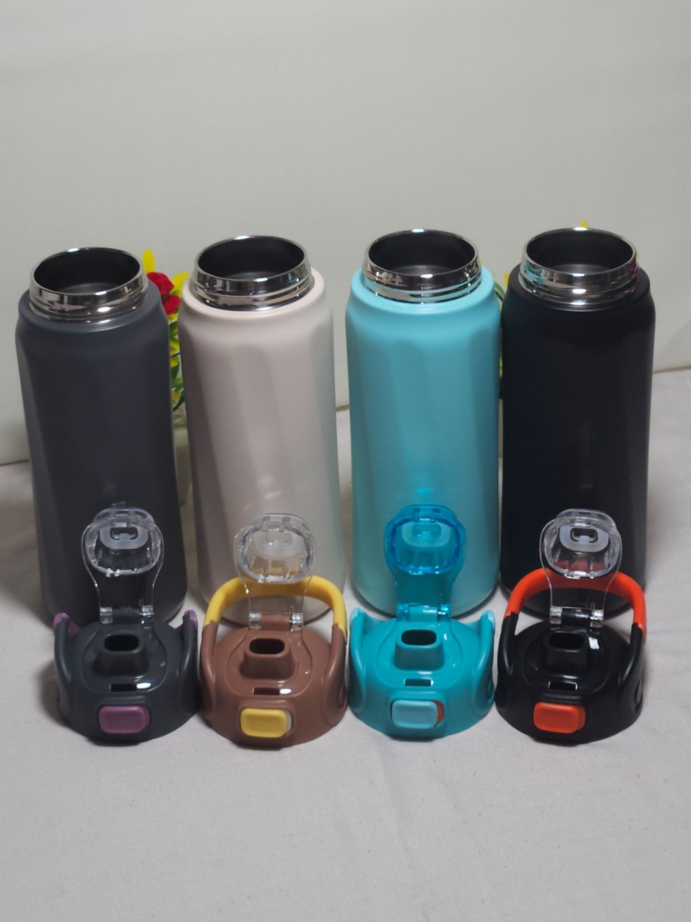 Slainless Steel High Quality Water Bottle With Strow 680ML