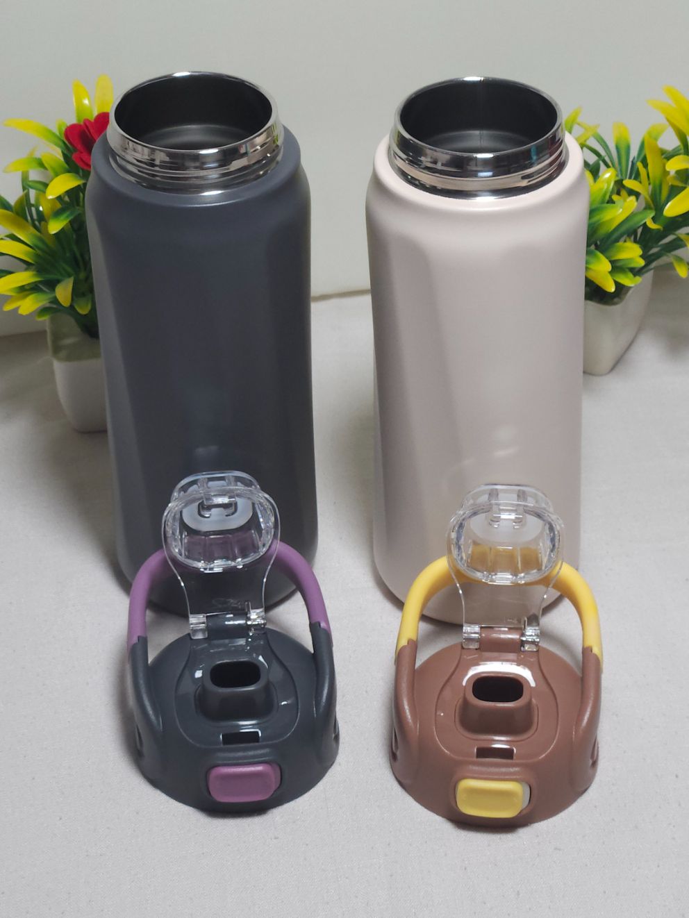 Slainless Steel High Quality Water Bottle With Strow 680ML