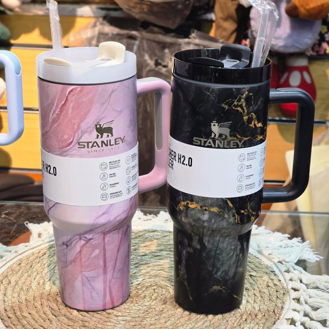 Stainless Steel Thermal Mug for Cold and Hot Drinks, Stanley 1.18L, Grey Marble + Straw Cap as a Gift